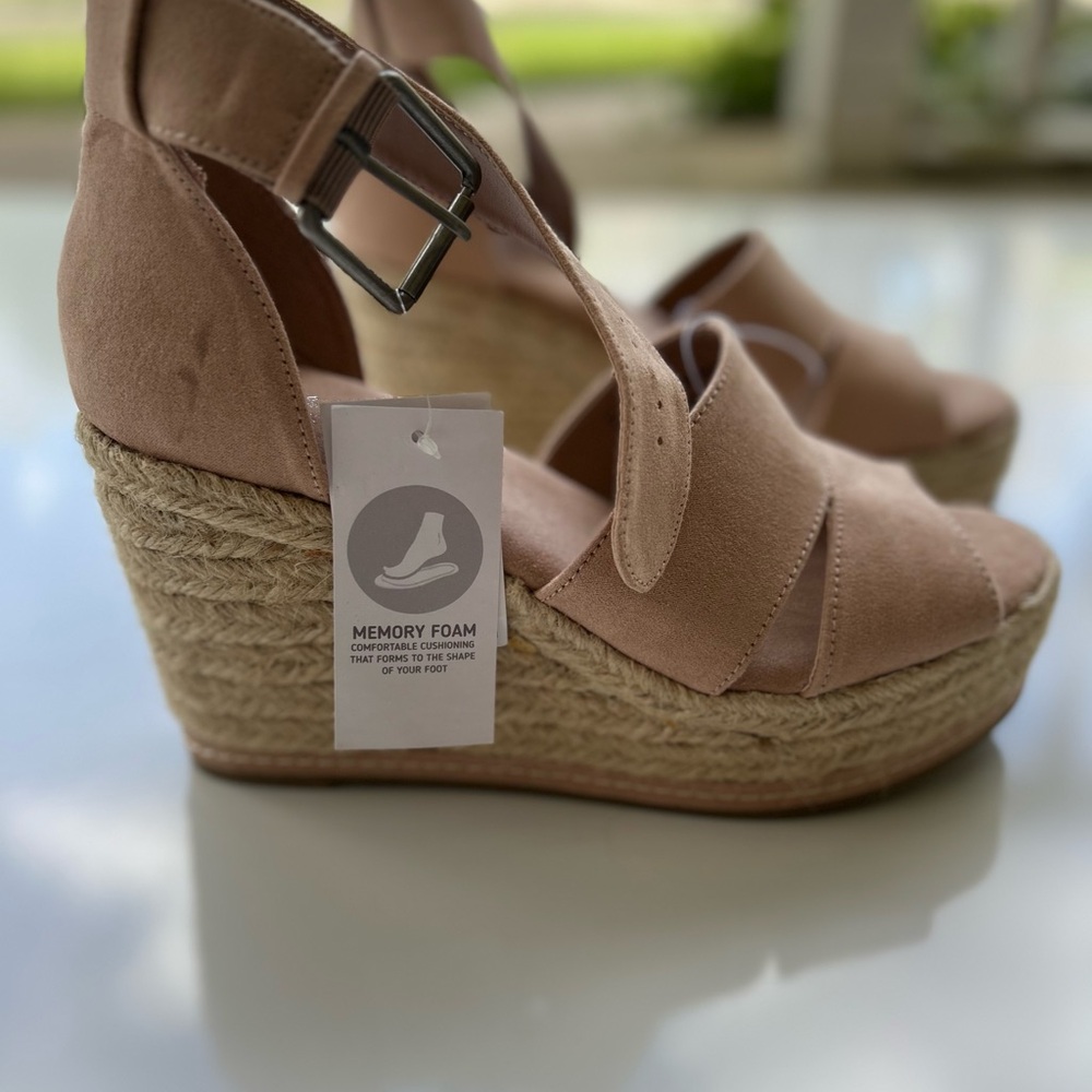 NWT Universal Thread Women's Sandal Heels